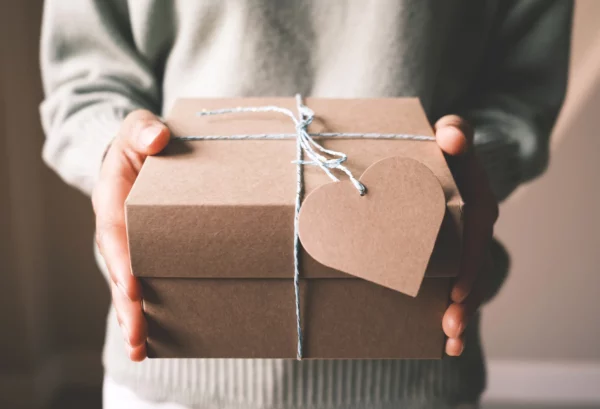 2. POURQUOI OFFRIR UNE BOX CADEAU PERSONNALISEE